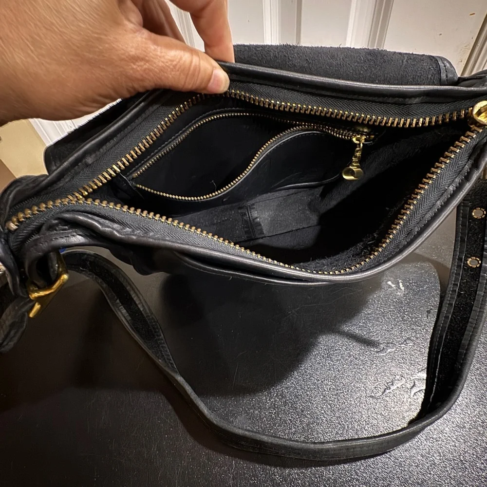 Coach vintage Patricia Black Leather shoulder Crossbody Bag 9951